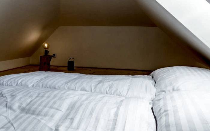 DŘEVĚNÝ POKOJ