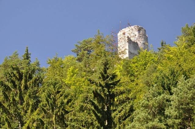 Blatnický hrad nad Gaderskou dolinou