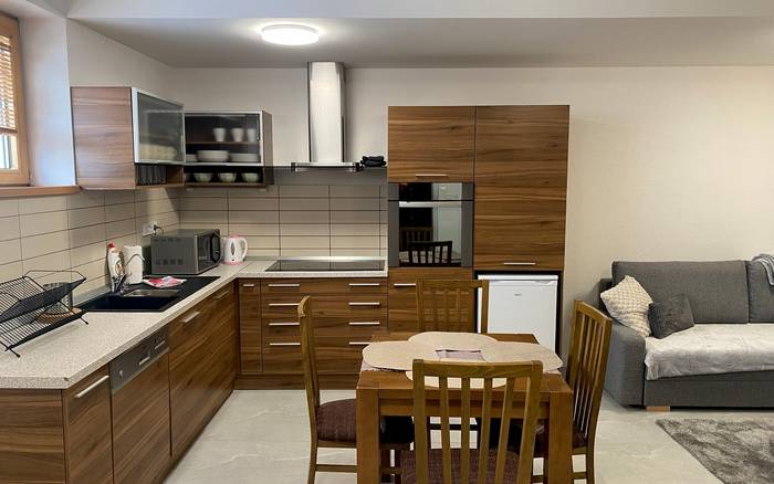 Jednospálňový apartmán s balkónom