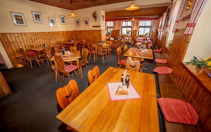 Restaurace