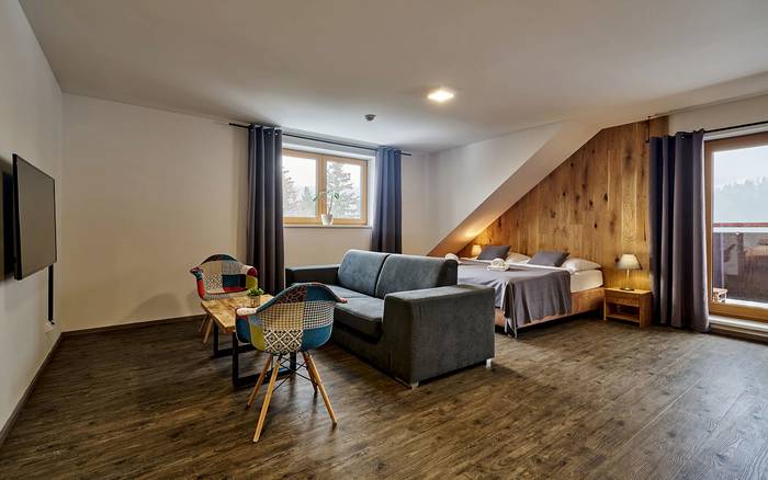 Studio šestilůžkové s balkónem