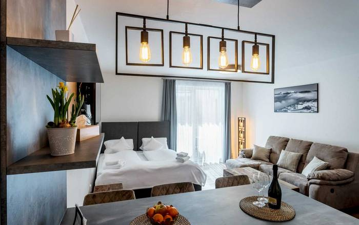 2.05 Slunný jednopokojový apartmán s balkonem