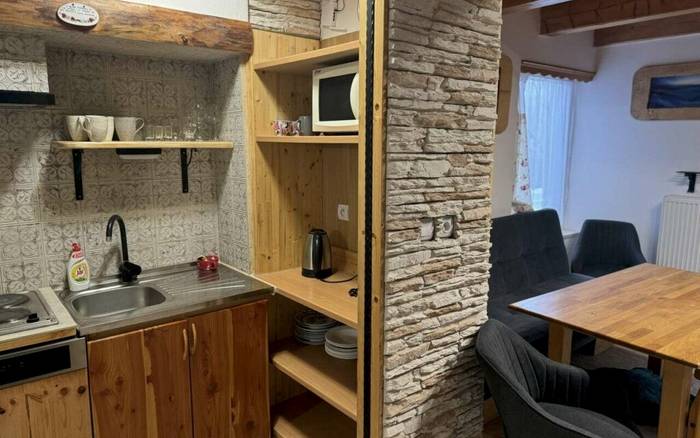 Apartmán A - Hnedý apartmánový dom