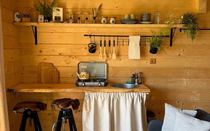Treetop Tiny House Pod Korunami