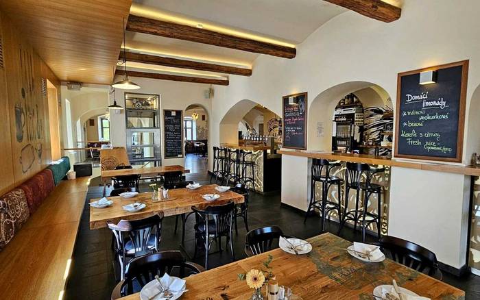 Restaurace