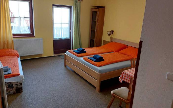 3- Třílůžkový pokoj