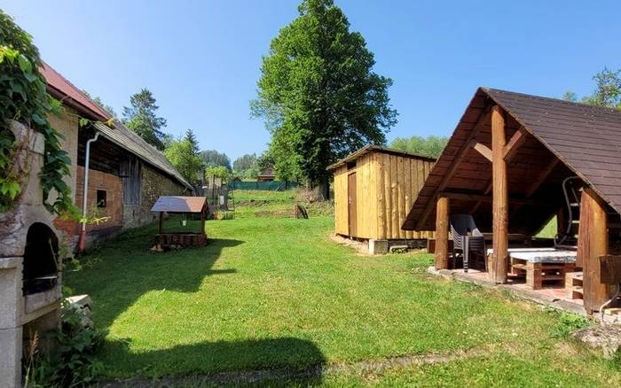 Cibuľka villa és Cesnačik nyaraló