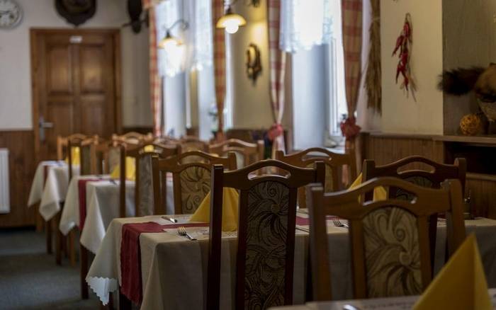 Restaurace