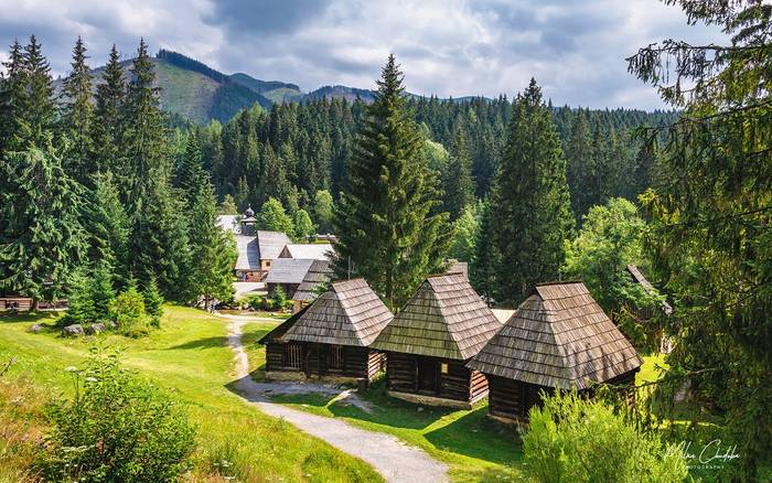 Múzeum Oravskej Dediny 4 km