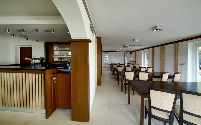 Restaurace