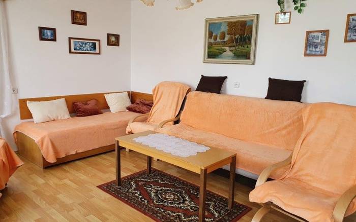 Apartmán s 2 ložnicemi v přízemí