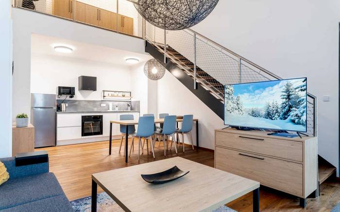 3.19 Rodinný Mezonetový apartmán se 2 ložnicemi a balkonem