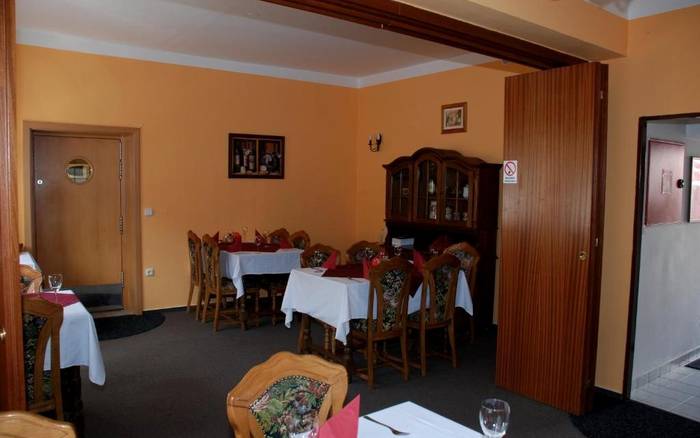 Restaurace