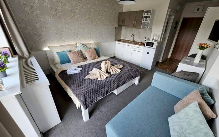 Filip Wellness Apartman, beltéri medence