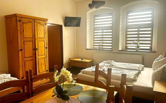 Rodinný apartmán pro 6 osob Vildštejn I