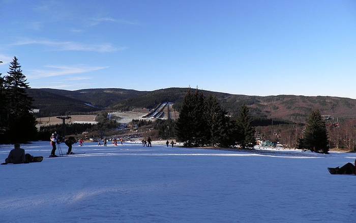 Vydejte se do Ski areálu Ramzová vlakem, neprohloupíte