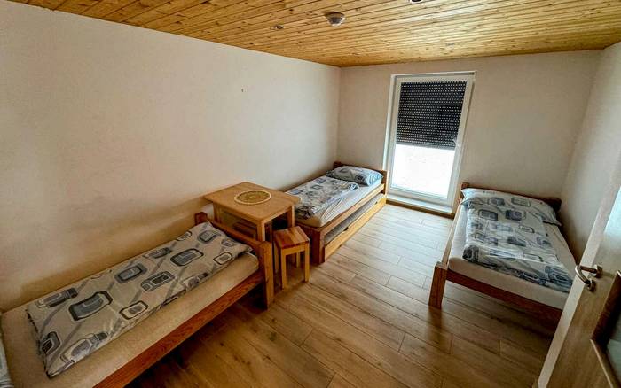 Třílůžkový pokoj s vlastní koupelnou