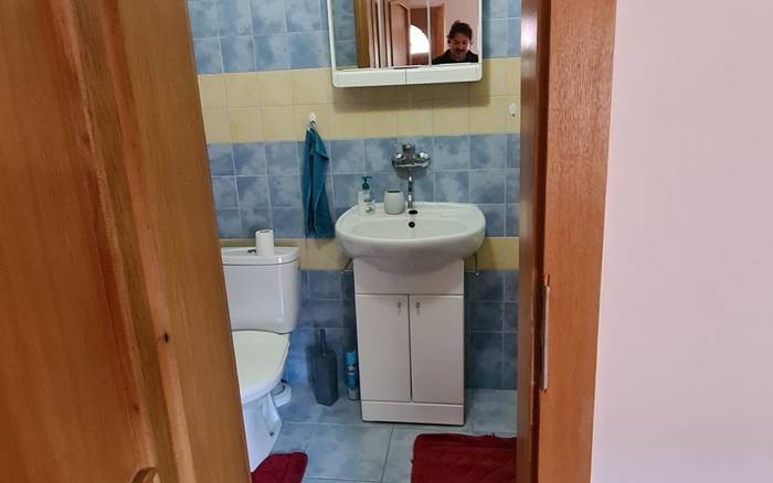 kupelna s vanou a WC, časť 1