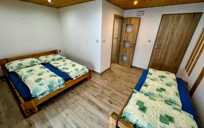 Třílůžkový pokoj s vlastní koupelnou