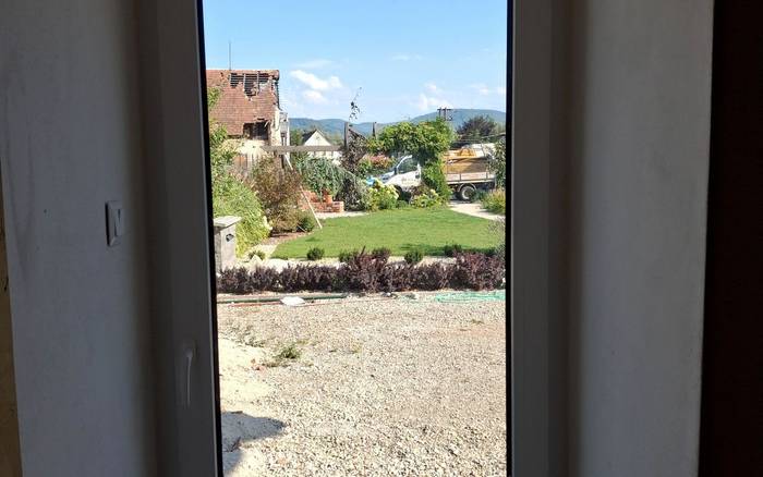 Výhľad do záhrady