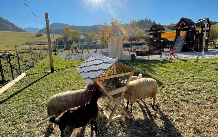 Detské ihrisko v Chalúpkovo Resort – priestor na zábavu detí počas rodinnej dovolenky na Liptove.