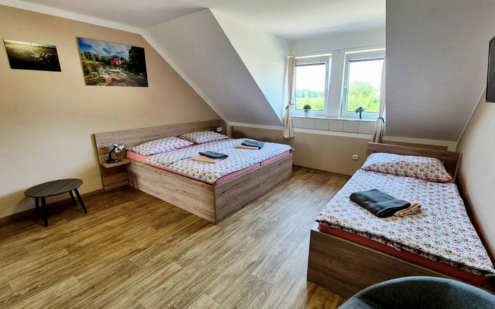 7. Dvoulůžkový pokoj, první patro (2+1)