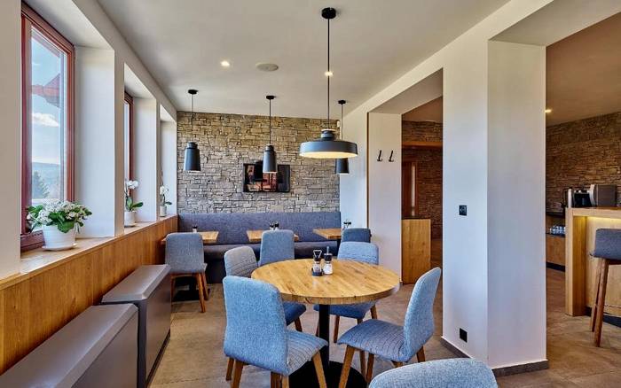 Restaurace