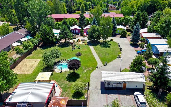 Chatová osada Family Resort