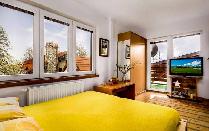 Apartmán s 3 spálňami a s balkónom