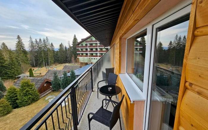 Filip Wellness Apartman, beltéri medence