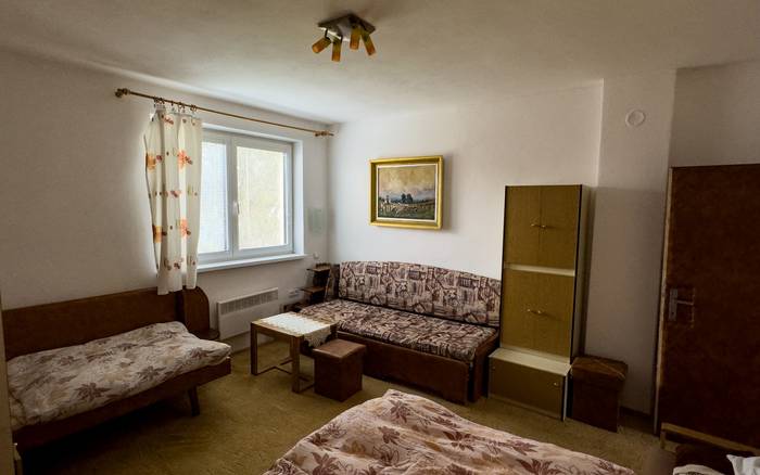 Apartmán na poschodí