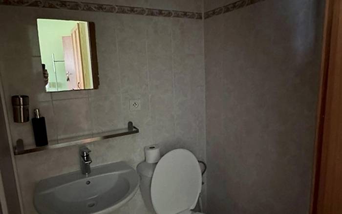 Třílůžkový pokoj 2