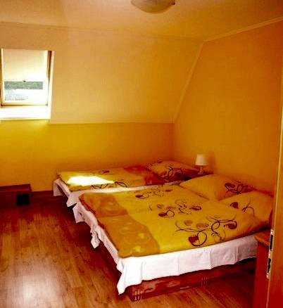 3-lôžková izba na 1. poschodí
