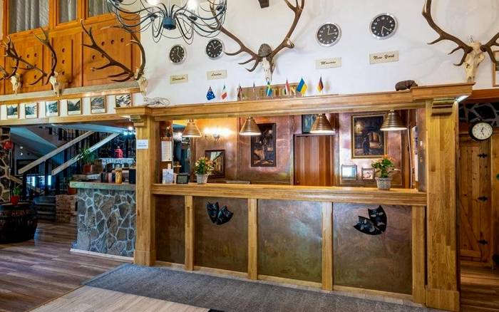 Filip Wellness Apartman, beltéri medence