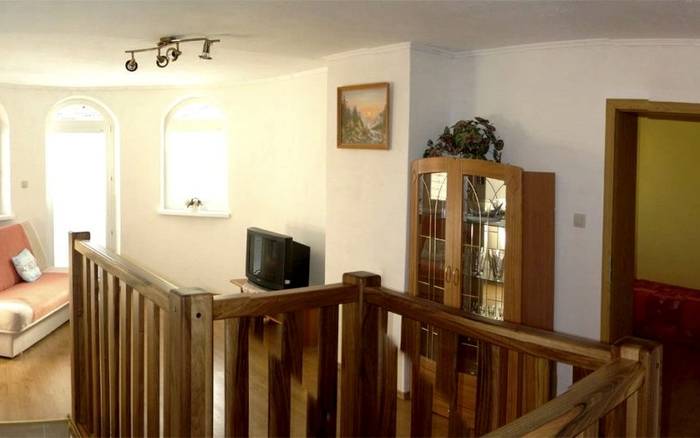 Apartmán na poschodí