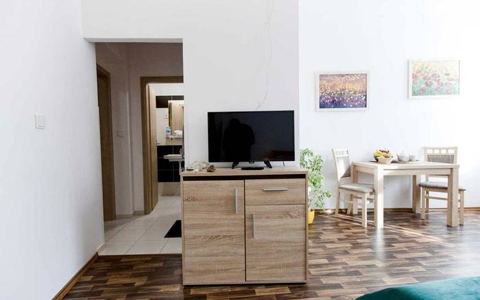 3 - Pokoj s manželskou postelí