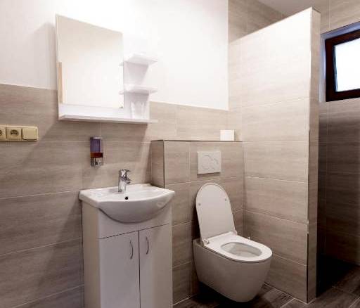 Čtyřlůžkový apartmán s palandou a přistýlkou č. 2