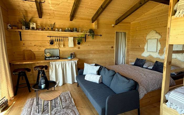 Treetop Tiny House Pod Korunami