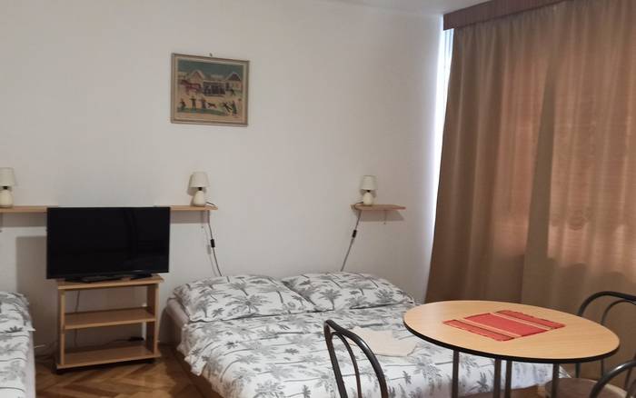 3-posteľová s balkónom