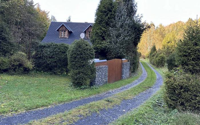 Příjezdová cesta