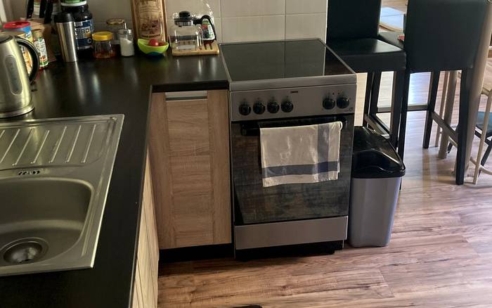 Kuchyň ve velkém apartmánu