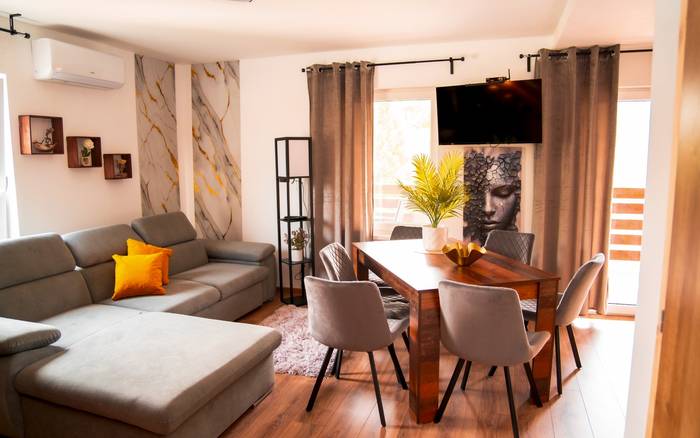 Henrieta 3 - 6+2 miestny apartmán