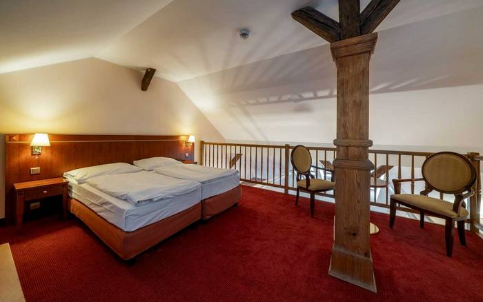 Dvoupodlažní apartmán s kuchyňkou