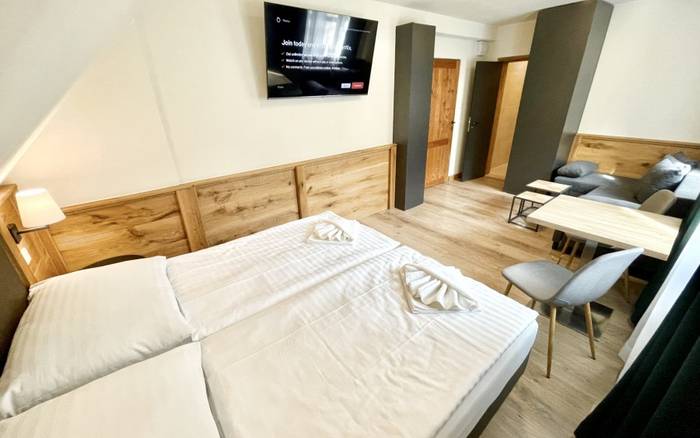 Villa Pinus dvojlôžková izba SUPERIOR bez balkóna