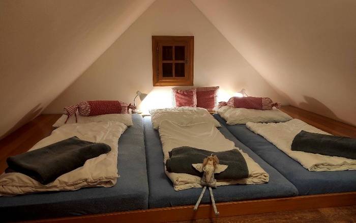 Spálňa 4