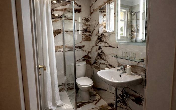Apartmán PRÍZEMIE s terasou & záhradou