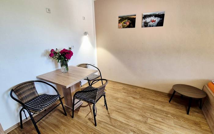 10. Pokoj pro dvě až tři osoby, první patro