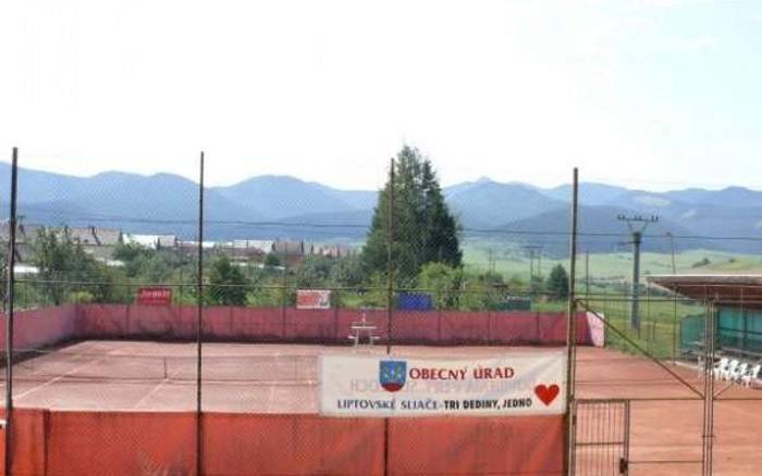 tenisové kurty priamo v obci