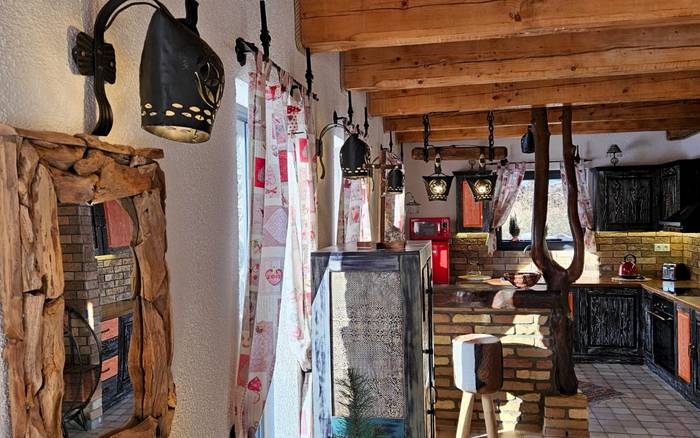 Tri chalúpky na Mýte