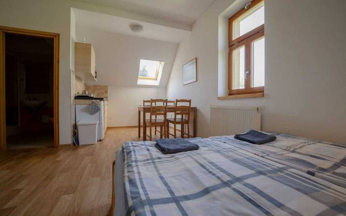 Západní šestilůžkový dvoupokojový apartmán